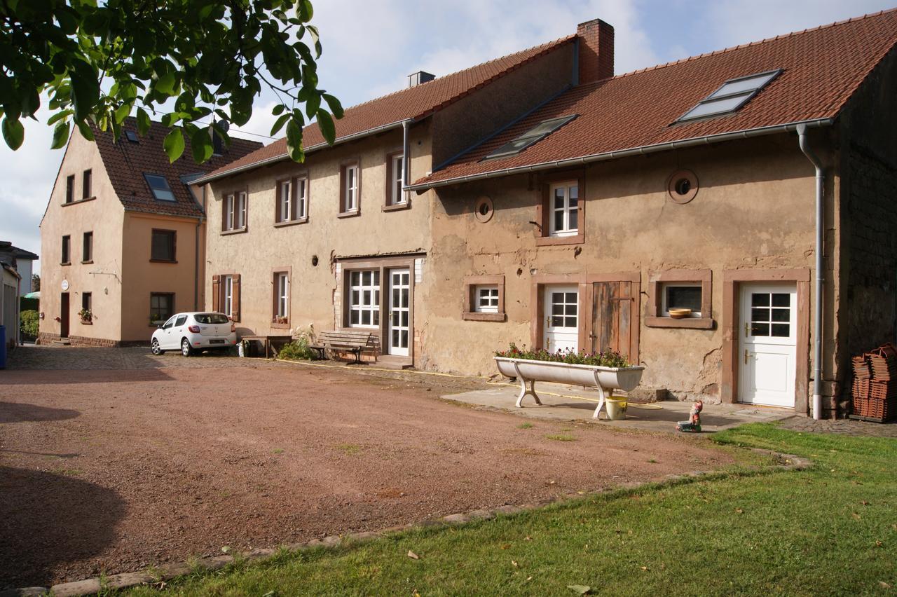 Gastehaus 'Alte Backerei' Kaffeehaus Hotel Grossbundenbach Bagian luar foto